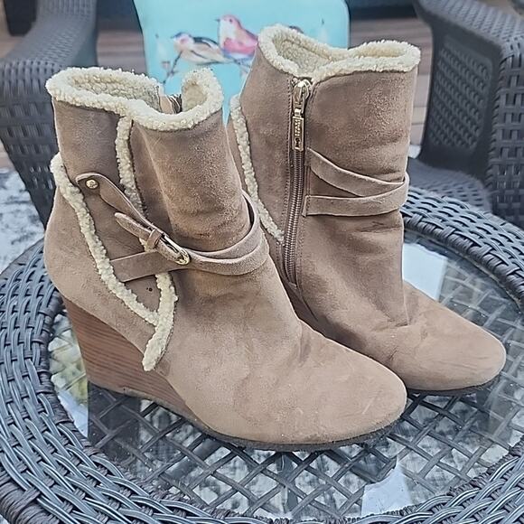 Ivanka Trump Tan Suede Zipper Boots Size 8M - Picture 1 of 16